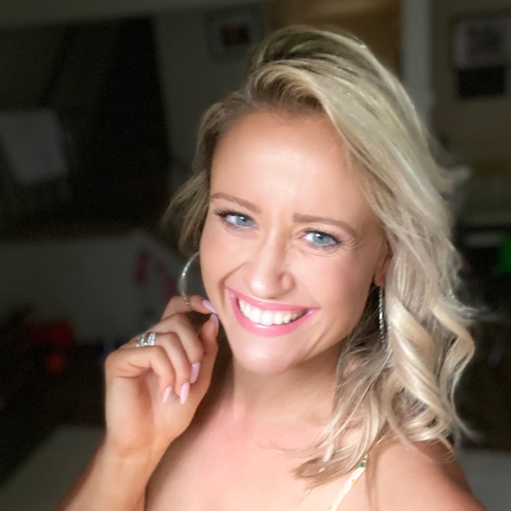 Meet your Posher, Julianna